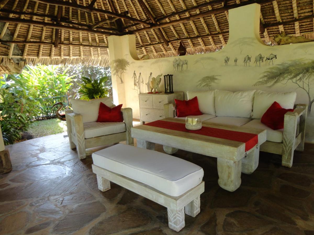 Amani Paradise - Luxury Villas Diani Beach Exterior photo